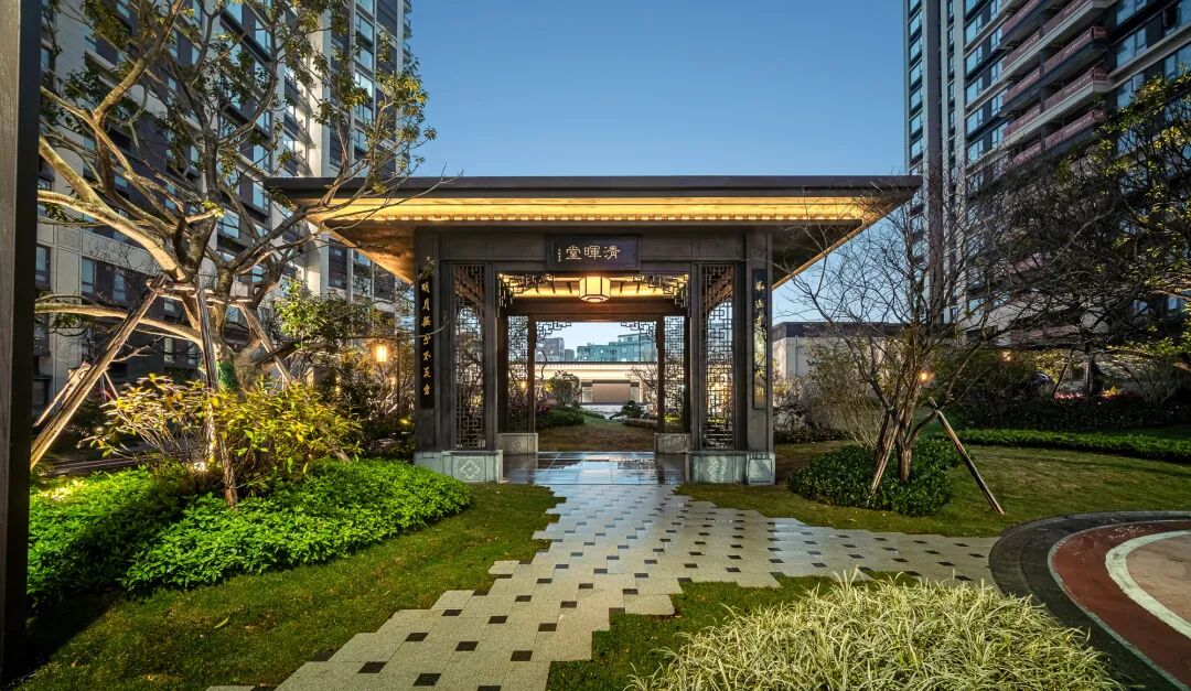 白云现房九龙仓央玺99㎡~196㎡，值不值得入手？