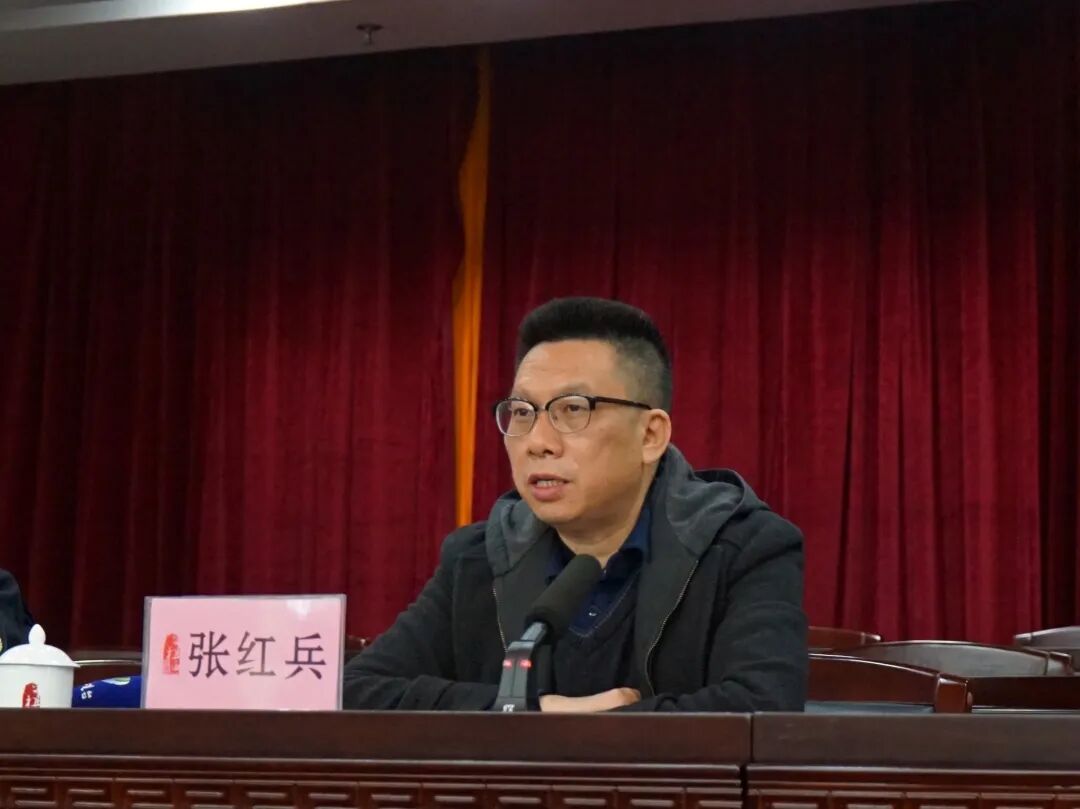 会上,张红兵指出祖庙街道作为禅城区中心城区,是城市的"中心会客厅"