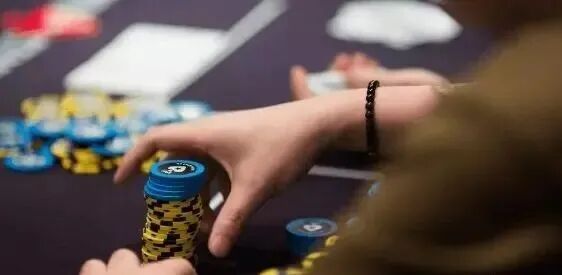 遇到这种情况，A花都要弃