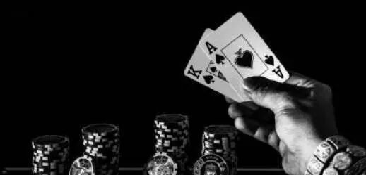 如何在游戏中良好对抗straddle？