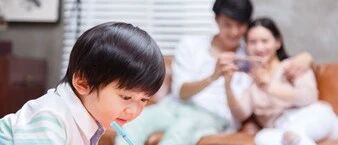 抖音上“扎心”一幕曝光：聪明的父母，都懂得培养孩子这项能力！