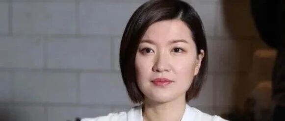 东方卫视前一姐陈蓉被曝2022年也无法出镜，社会大众应该给她个机会吗