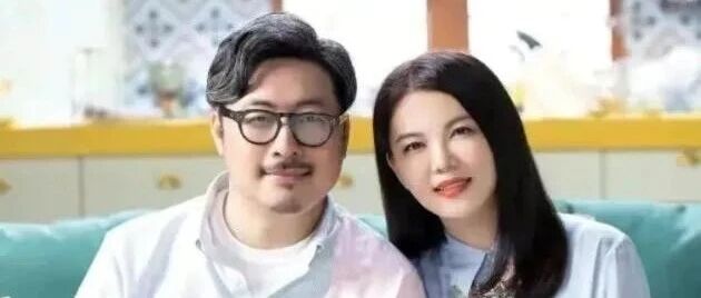 王岳伦与李湘官宣离婚！男方的新女友长相甜美，双方的互动非常暧昧