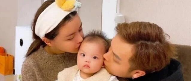 百万粉丝大网红韩安冉在精神病院治疗出现后遗症！全身都开始长痘