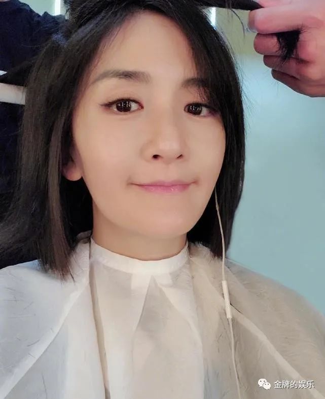 家里又要添丁了！谢娜张杰夫妻二人现身深圳，产期疑将临近