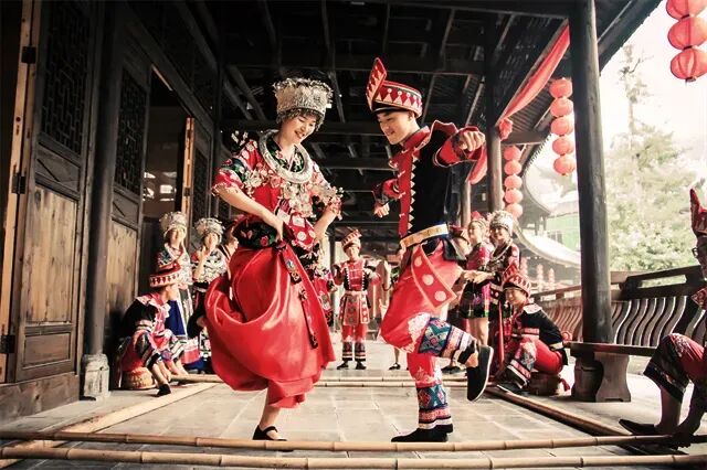 美食堪比贵阳还是世界苗乡重庆居然还藏着这个宝藏小城