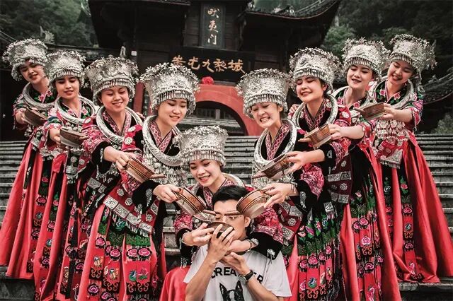 美食堪比贵阳还是世界苗乡重庆居然还藏着这个宝藏小城