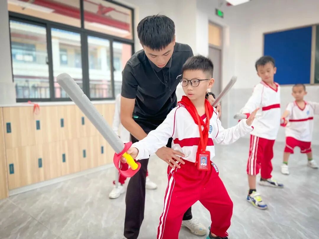 廣州民辦學校好還是公辦好_民辦廣州學校好進嗎_廣州十所最好民辦學校