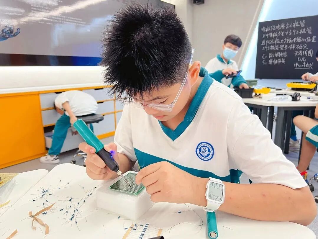 廣州十所最好民辦學校_廣州民辦學校好還是公辦好_民辦廣州學校好進嗎