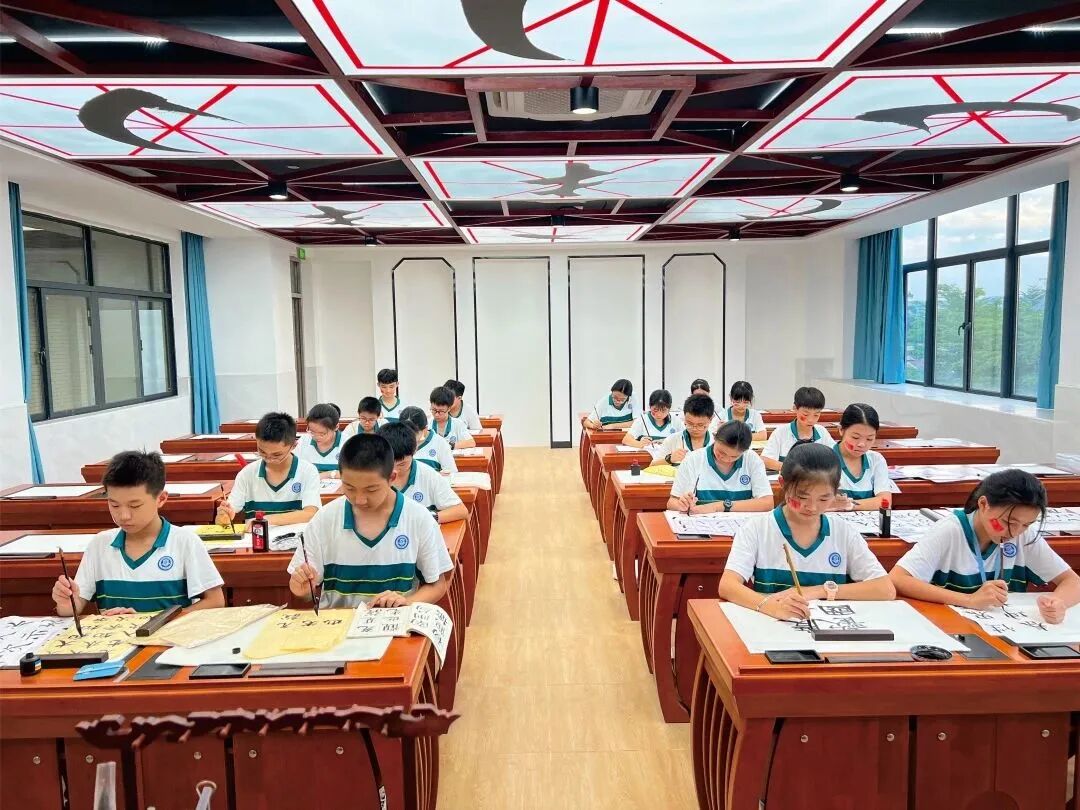 廣州十所最好民辦學校_廣州民辦學校好還是公辦好_民辦廣州學校好進嗎