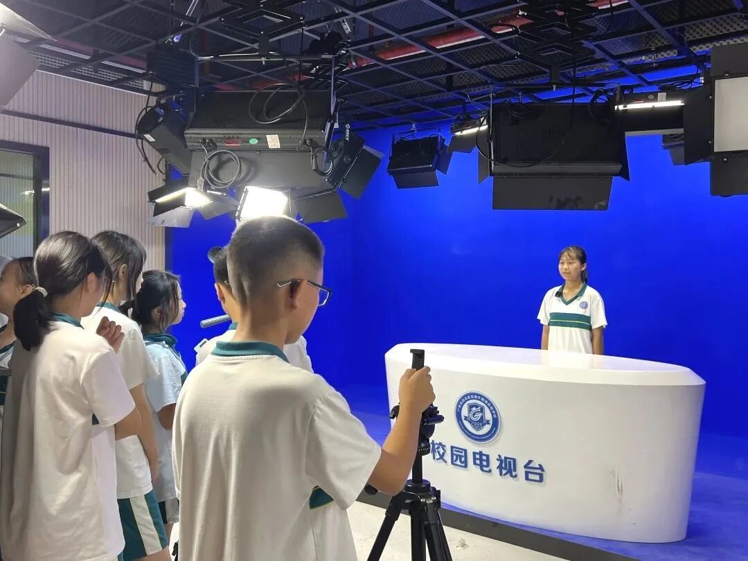 廣州民辦學校好還是公辦好_廣州十所最好民辦學校_民辦廣州學校好進嗎