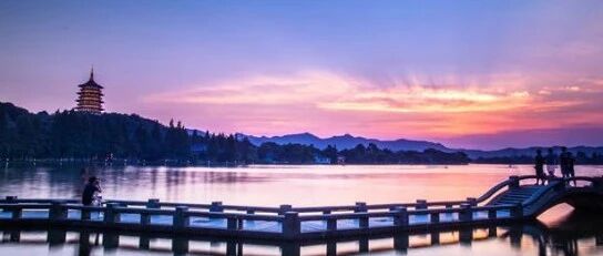 飞翔飞10月16日起环评工程师考前培训直播与10月28日青岛碳排放管理实务培训班