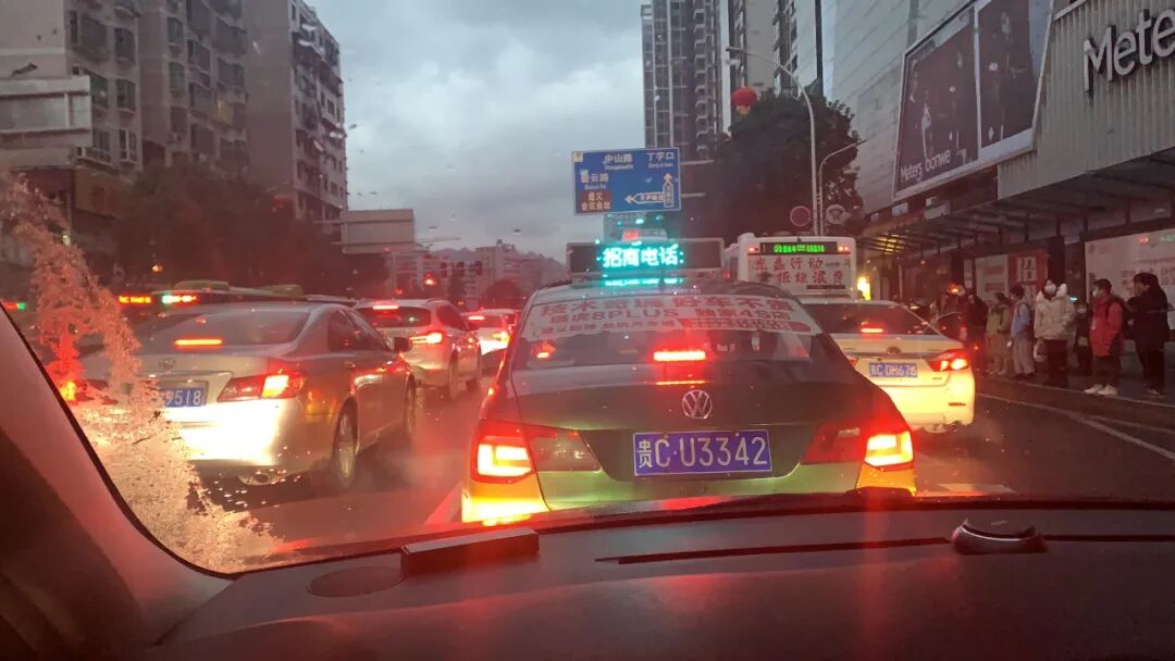 �����ޡ������������˵�����Ȧ��������