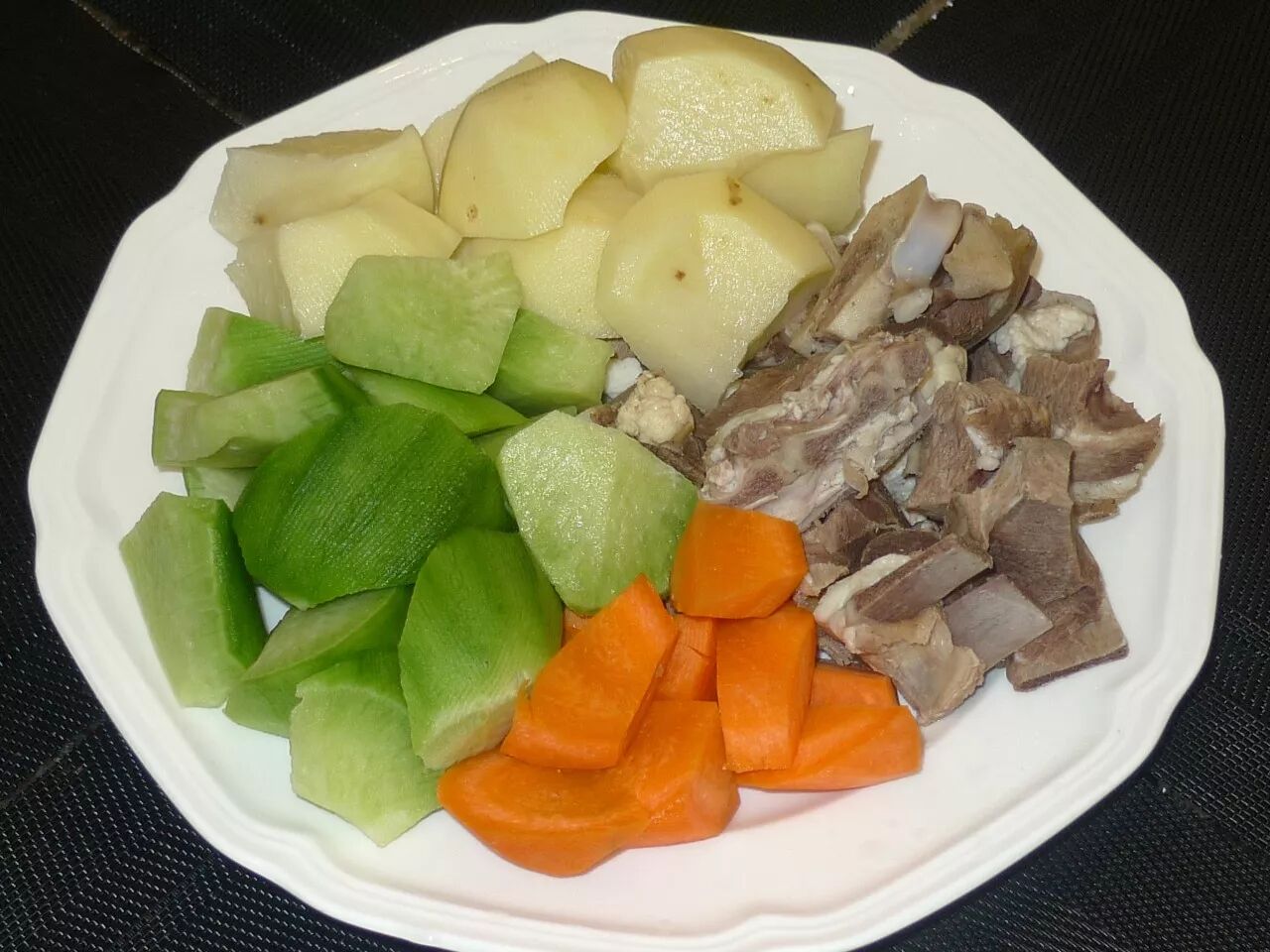 溪湖羊肉爐宅配|本土生羊肉批發零售