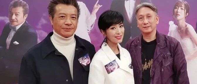 米雪身材干瘦，还没普通老奶奶漂亮，但穿大衣落落大方气质升华！