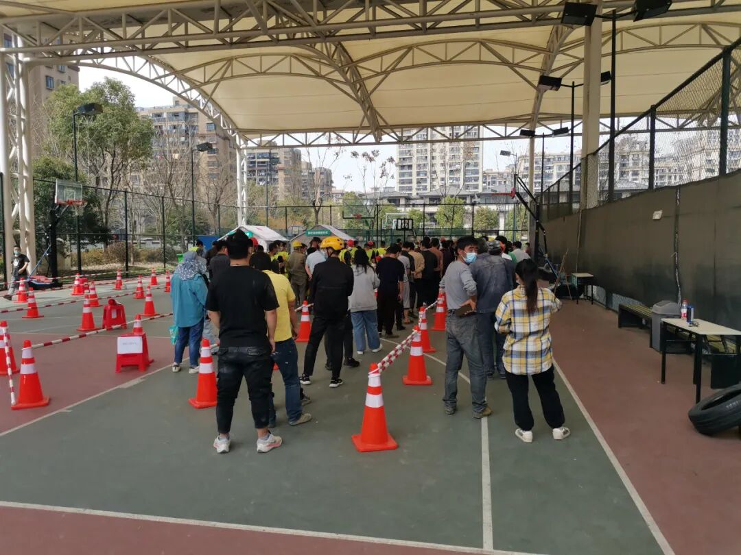 同心战疫，共赢春暖｜余杭湖南商会志愿者助力核酸检测