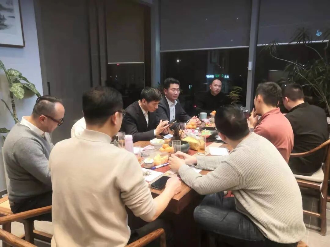 2022年首期读书会《创业者的思考》