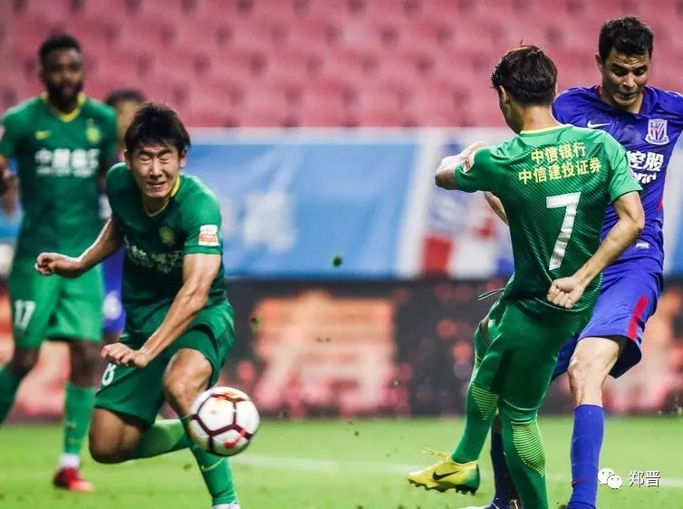 对不起,韦世豪才是最漂亮的乌龙之神,李昂甘居第二 对不起,韦世豪才是最漂亮的乌龙之神,李昂甘居第二