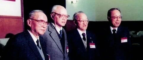 4位伟大的科学家集体“走后门”！这个计划开启了新中国科技腾飞的征程