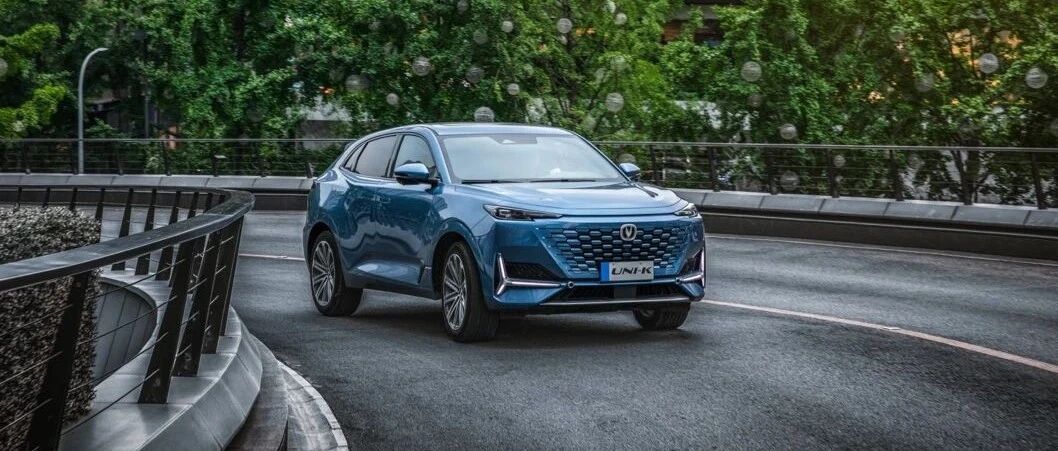 开着UNI-K舒适地“躺平”是一种什么体验？