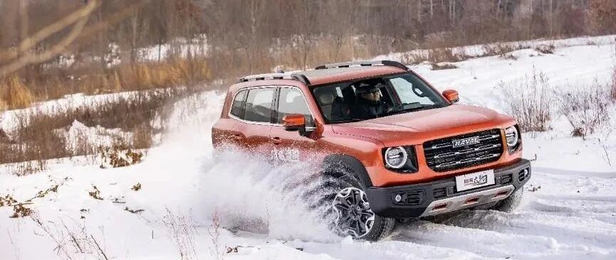 林海穿越冰城遛弯 哈弗大狗四驱版为何让人欲罢不能？