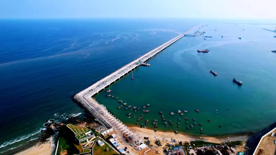 重点项目茂名港博贺新港区东区油品码头建设有重大进展