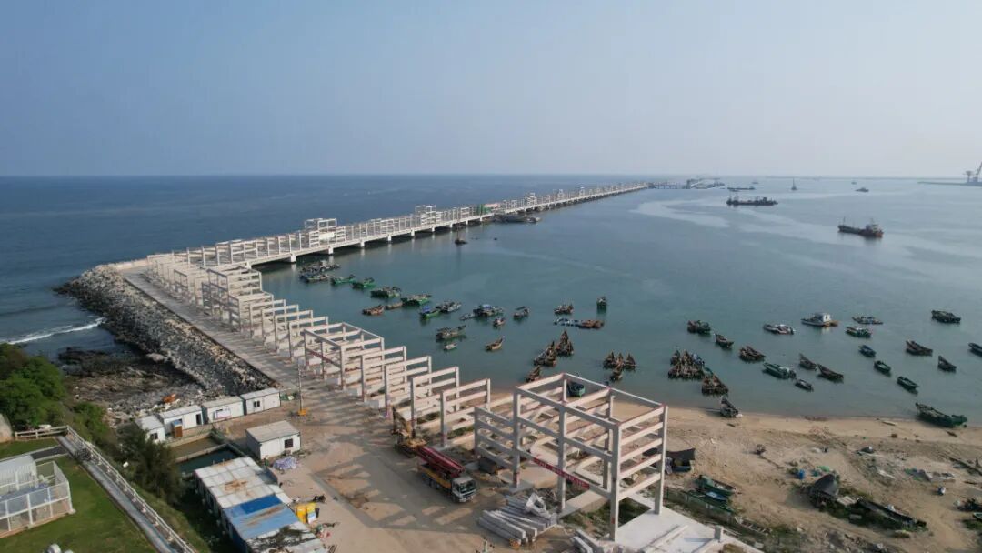 重点项目茂名港博贺新港区东区油品码头建设有重大进展