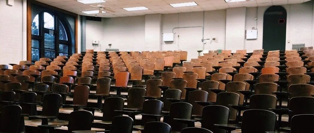 经教育部批准，这些大学正式停止办学，在校生顿时不淡定了！