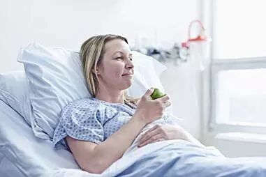 月子期的妈妈必须禁止的9件事！