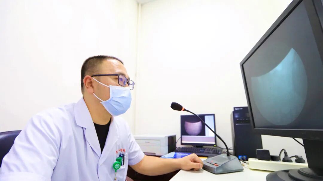 体外碎石b超怎么定位特色诊疗丨X线和B超双定位体外冲击波碎石      专注治疗泌尿系结石患者_https://www.jmylbn.com_新闻资讯_第12张