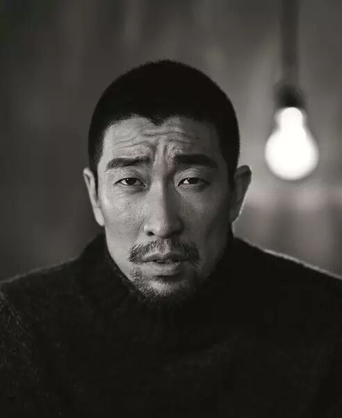 演员李佰灵_八佰演员表_恋爱排班表全体演员