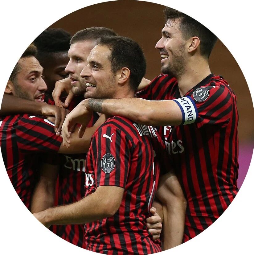 AC米兰上演惊天逆转 落后两球4：2胜尤文！