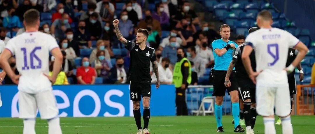 聚焦 | 大礼包变炸药包，欧冠D组这剧本咋这么眼熟