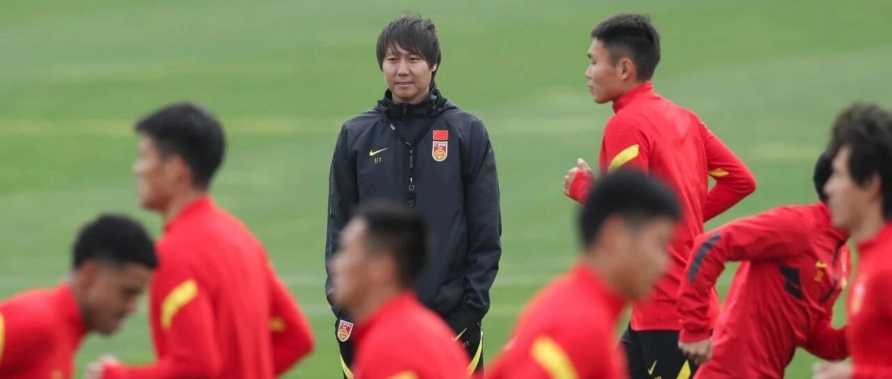 聚焦 | 国足备战12强赛遇难题：放弃主场驻扎西亚？热身赛也没法安排？