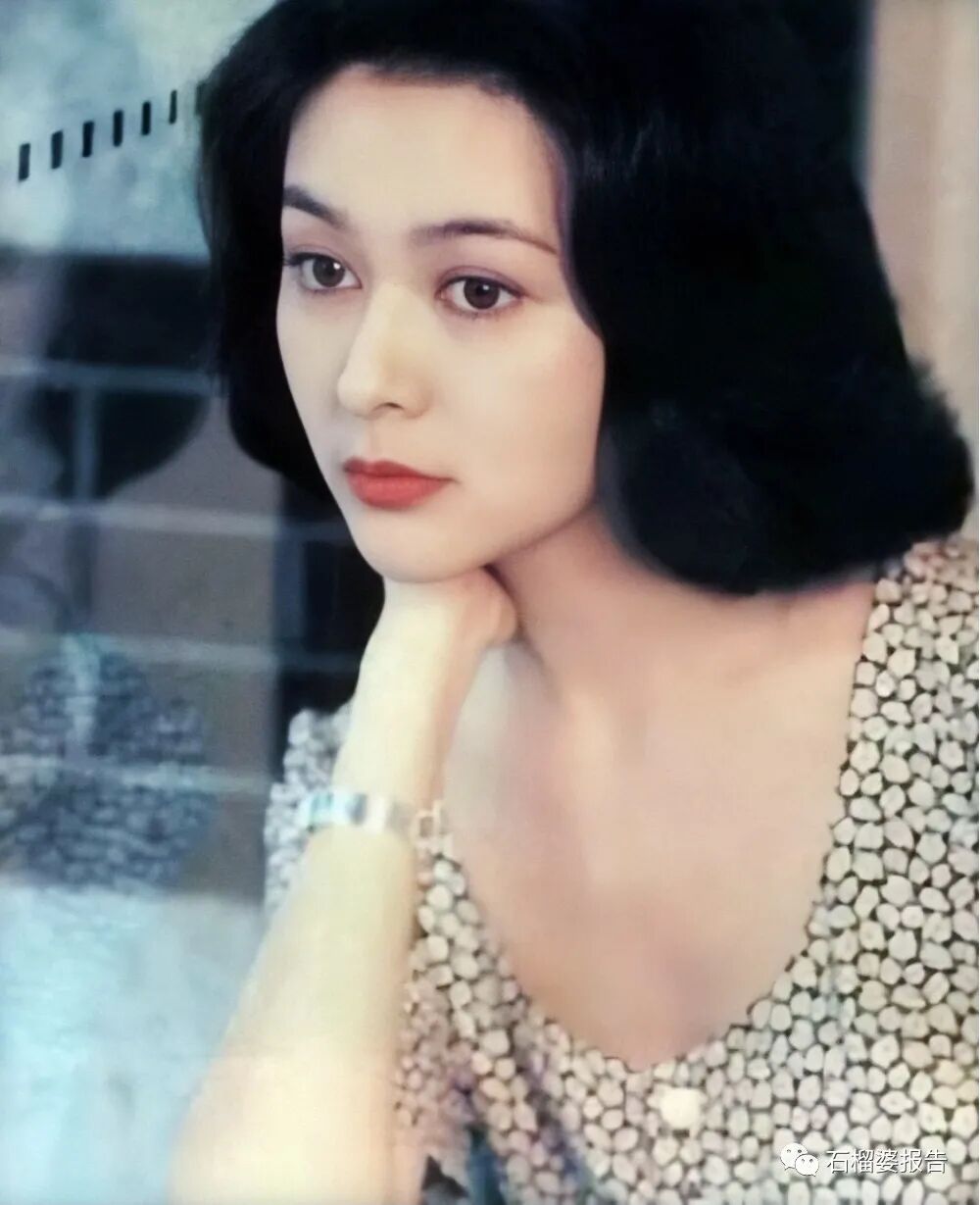 【美女】女明星都在玩穿越，“港风”照其实不难拍（组图） - 26