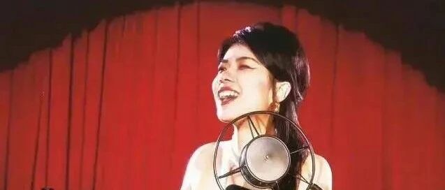 致命"笠"人鲨疯了