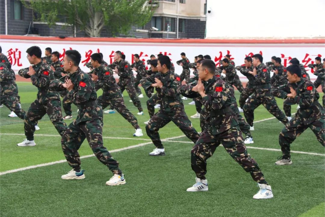 内蒙古军校图片