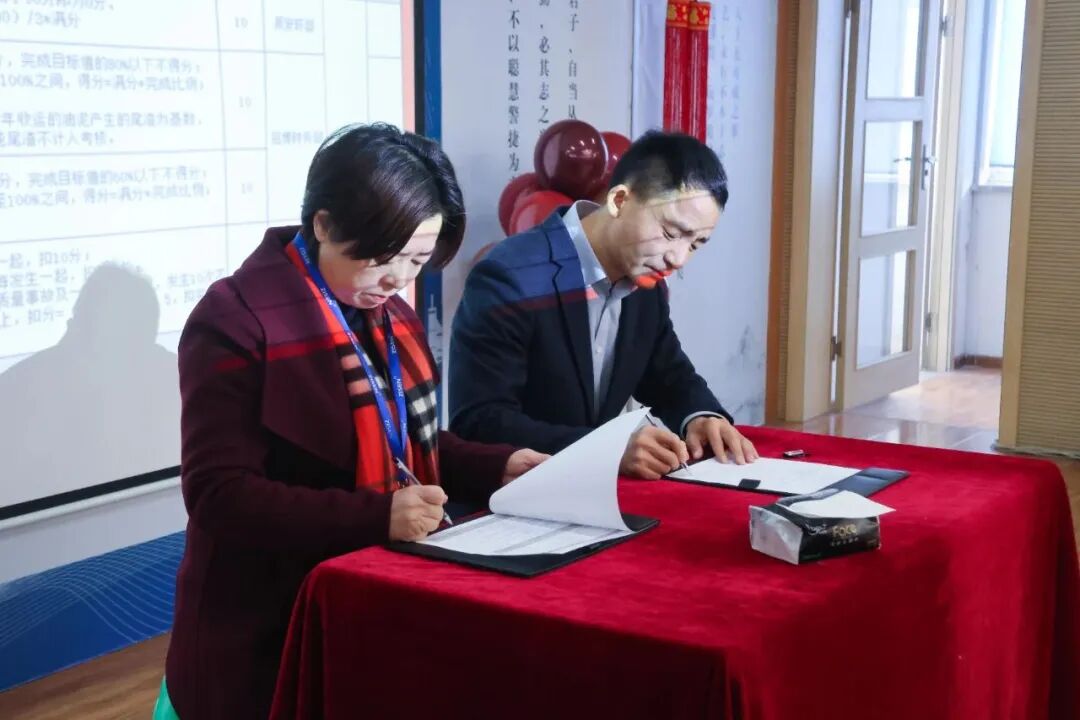 09 00_00_00-00_00_30 [640i].gif