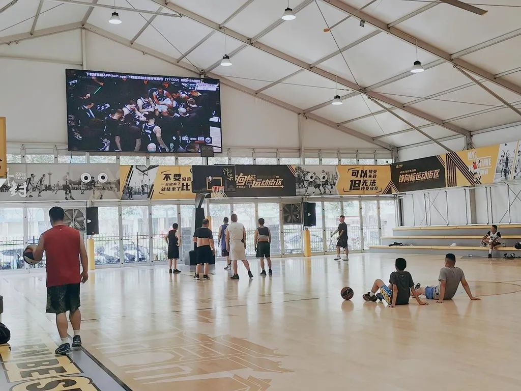籃球運動(dòng)館木地板_廈門(mén)五緣灣運動(dòng)館籃球_五緣灣運動(dòng)館籃球