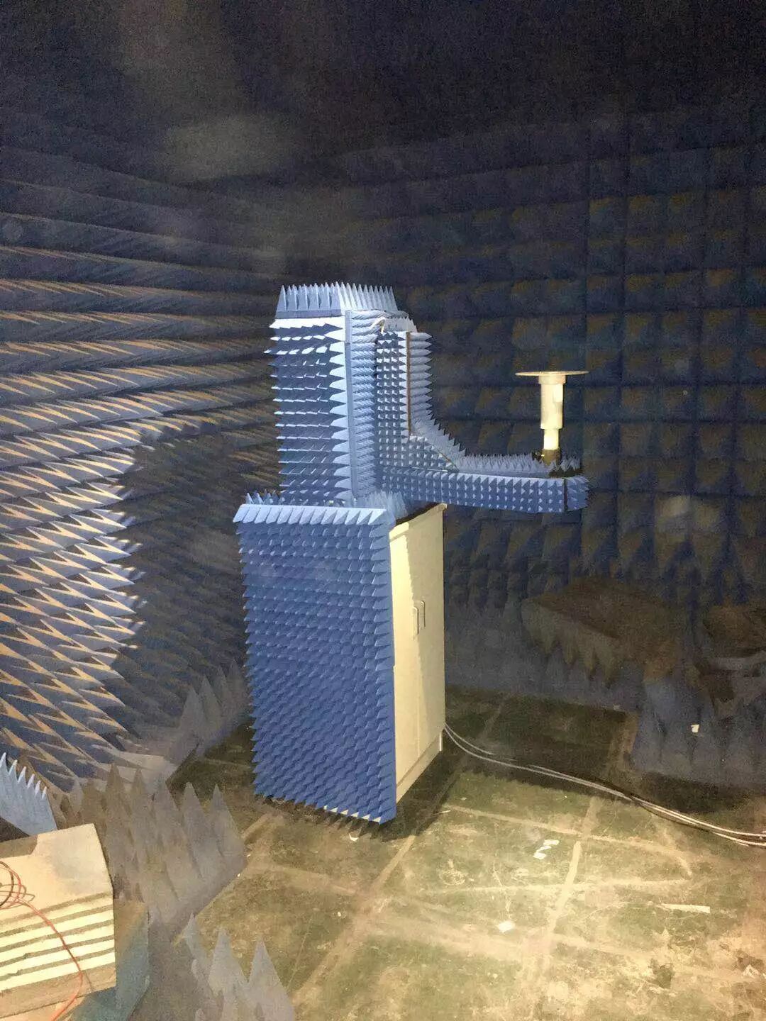 恭喜导航终端测试转台顺利交付