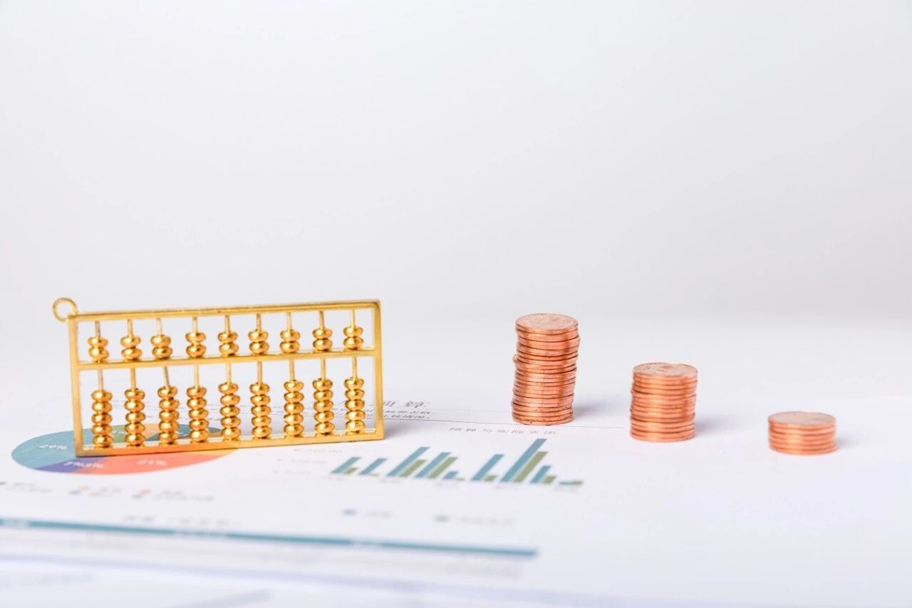 白酒概念板块大涨3.69%  8只个股获近18亿元大单资金抢筹