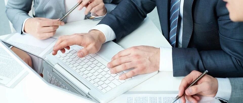 上市公司生态实录：“高富帅”受机构热捧 董秘凌晨两点回复互动易