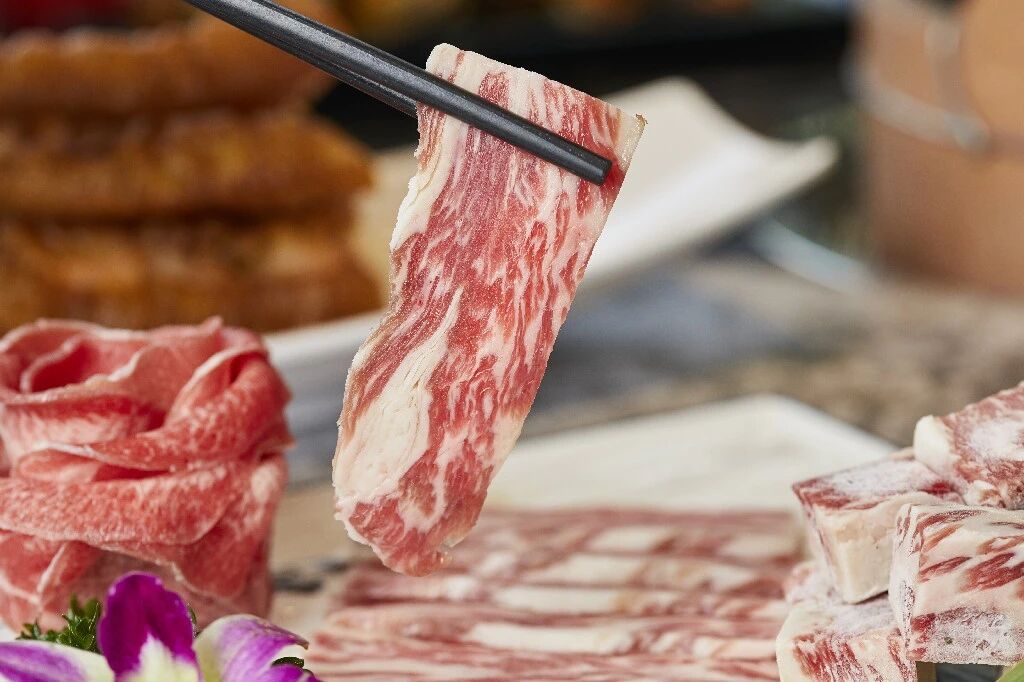 三季报业绩乏力不改猪肉概念指数拉涨趋势 业内人士预计未来肉价仍在低位