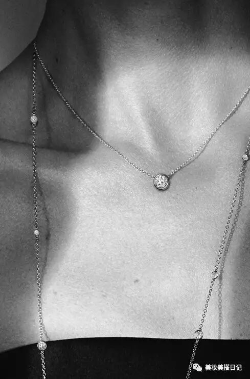 tiffany 镶钻 手镯_tiffany蝴蝶结镶钻项链_tiffany铂金镶钻戒指 价格