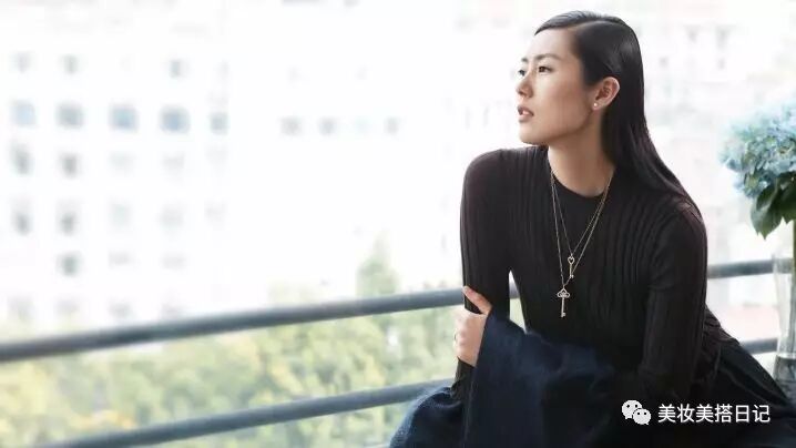 tiffany蝴蝶结镶钻项链_tiffany 镶钻 手镯_tiffany铂金镶钻戒指 价格