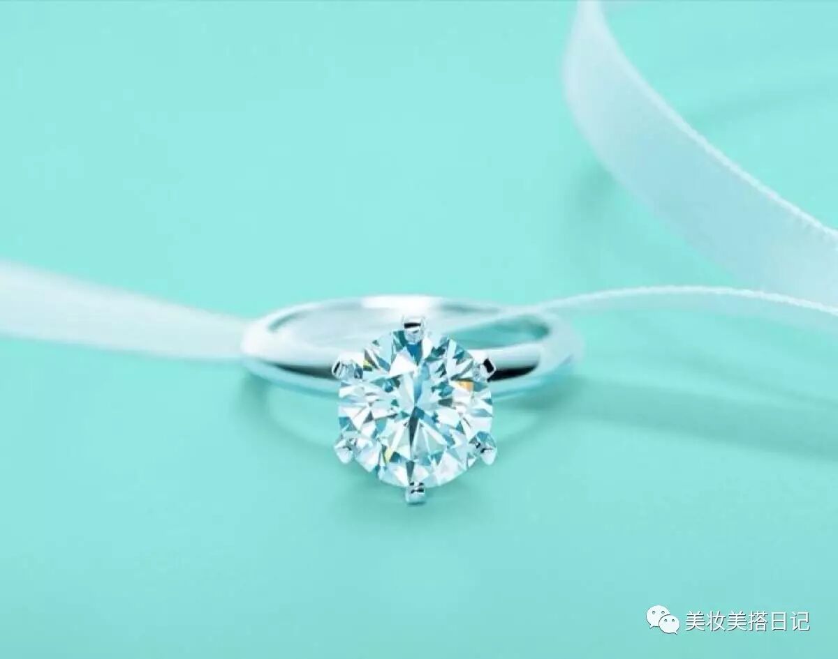 tiffany蝴蝶结镶钻项链_tiffany 镶钻 手镯_tiffany铂金镶钻戒指 价格
