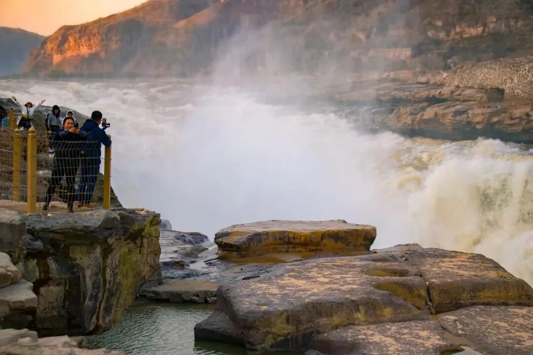 清明踏春鸢游壶口清明活动预告火热来袭