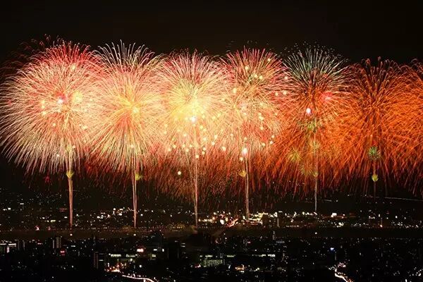 17 最新收藏版 日本絕美花火大會全攻略 霓虹國生活專家 微文庫