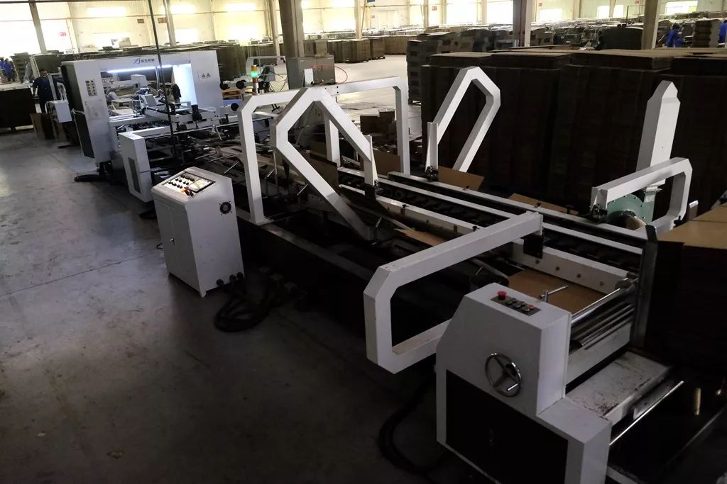 彩印包装盒生产厂家|【惊】年产值7亿的包装厂投入96人研发团队将打造“熄灯工厂”
