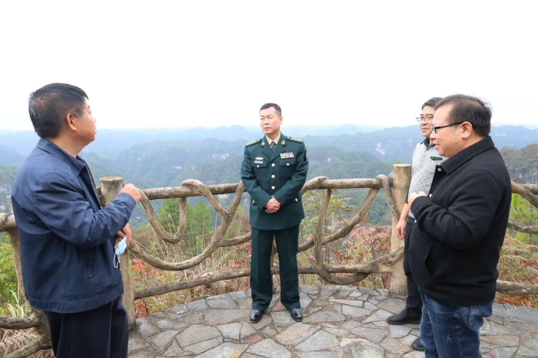 州委常委,凯里军分区司令员,州级林长刘浩带队到我县开展巡林各项工作